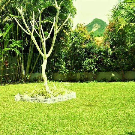 Honeybee Pool Villa Smooth As Silk Ao Nang Exterior foto